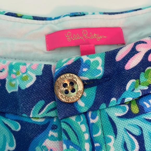Lilly Pulitzer shorts - Picture 2 of 4